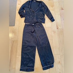 Victoria’s Secret pajama set